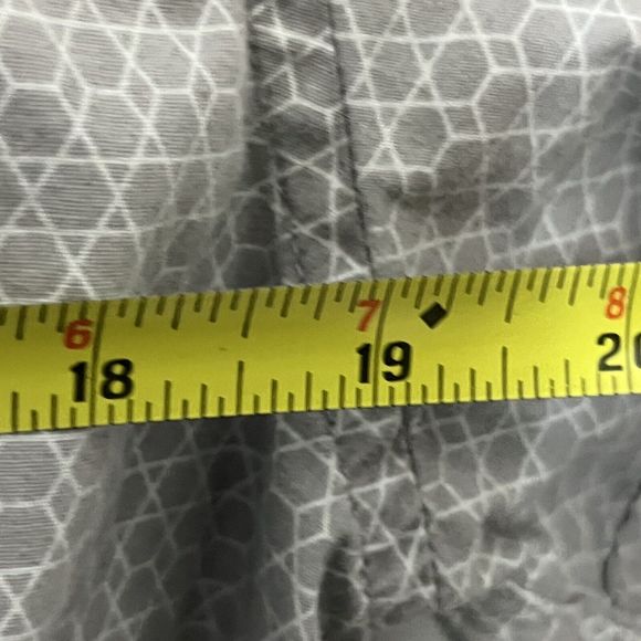 Structure Shirt Mens Medium Gray Modern Fit Button Up Short Sleeve Geometric VGC - Picture 8 of 9